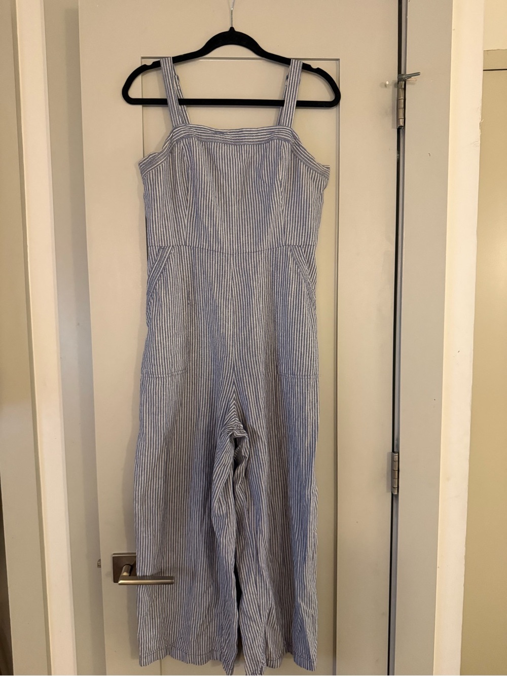 Old Navy Blue & White Striped Women’s One-Piece Romper